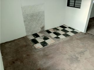 Foto 18 de Guamani, Local Comercial en Renta, 200m2, 3 Ambientes