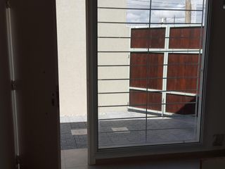 Foto 7 de CASA DE 1 DOR EN VENTA