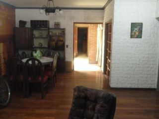 Foto 4 de Casa en venta de 4 dormitorios c/ cochera en Villa Soldati