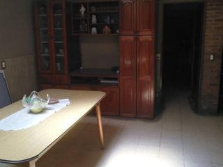 Foto 5 de Casa en venta de 4 dormitorios c/ cochera en Villa Soldati