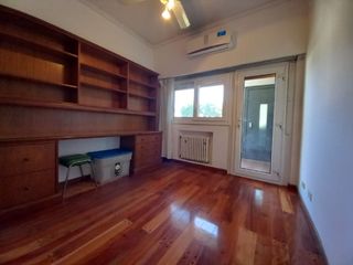 Foto 45 de Casa 6 ambientes Parque Pileta VENTA Urquiza
