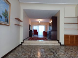 Foto 12 de Casa 6 ambientes Parque Pileta VENTA Urquiza
