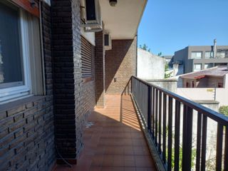 Foto 54 de Casa 6 ambientes Parque Pileta VENTA Urquiza