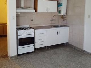 Foto 3 de Departamento En Venta - B. Rosendo López - Balboa Al  3200