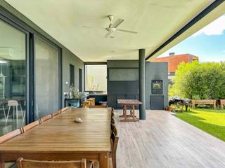 Foto 18 de VENTA CASA A LA LAGUNA, BARRIO ACACIAS, PUERTOS!