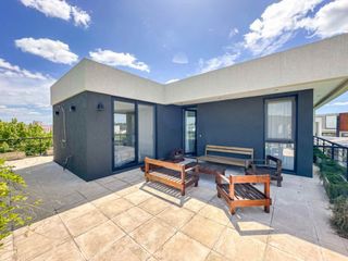 Foto 70 de VENTA CASA A LA LAGUNA, BARRIO ACACIAS, PUERTOS!
