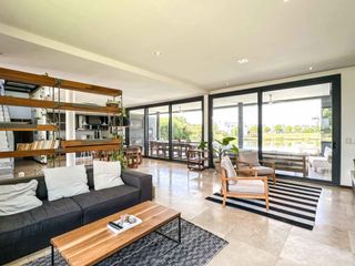 Foto 36 de VENTA CASA A LA LAGUNA, BARRIO ACACIAS, PUERTOS!