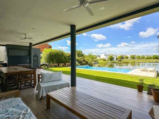 Foto 21 de VENTA CASA A LA LAGUNA, BARRIO ACACIAS, PUERTOS!