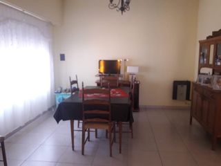 Foto 9 de Importante Esquina En Venta