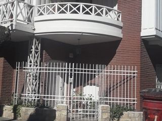 Foto 1 de Importante Esquina En Venta
