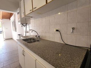 Foto 14 de Casa en venta en barrio Avellaneda de tres dormitorios