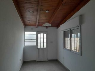 Foto 16 de Casa en venta en barrio Avellaneda de tres dormitorios
