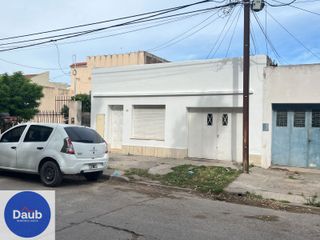 Foto 1 de PH de 4 Unidades funcionales Fitz Roy 1260 Bº San Martin U$S 68.000
