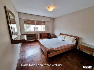 Foto 11 de Casa en venta de 4 dormitorios c/ cochera en Centro