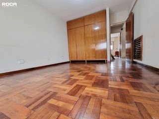 Foto 15 de Casa en venta de 4 dormitorios c/ cochera en Centro