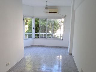 Foto 2 de VENTA DEPARTAMENTO 2 AMBIENTES EN RAMOS MEJIA - BALCON Y COCHERA