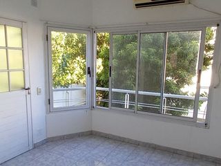 Foto 3 de VENTA DEPARTAMENTO 2 AMBIENTES EN RAMOS MEJIA - BALCON Y COCHERA