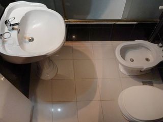 Foto 32 de Venta Casa 12 amb con Pileta en Lomas de Zamora