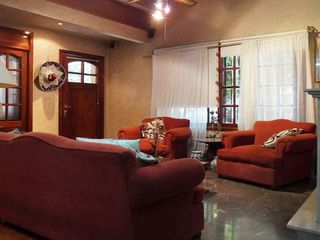 Foto 6 de Venta Casa 12 amb con Pileta en Lomas de Zamora