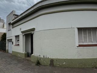 Foto 2 de Casa en venta, ideal uso comercial ! Excelente esquina