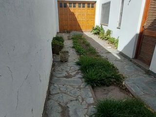 Foto 5 de Casa en venta de 2 dormitorios c/ cochera en Naposta