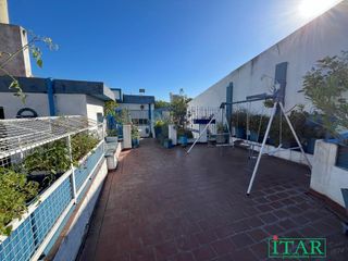 Foto 6 de Casa en venta de 6 dormitorios c/ cochera en Villa Soldati
