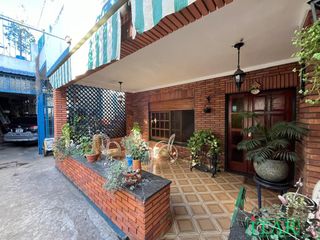 Foto 8 de Casa en venta de 6 dormitorios c/ cochera en Villa Soldati