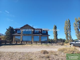 Foto 1 de Dos Casas en venta de 3 y 2 dormitorios en Meliquina, San Martin de los Andes