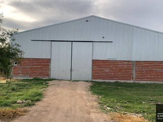 Foto 2 de Galpón en alquiler de 1500m2 ubicado en Coronel Brandsen