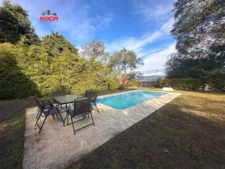 Foto 4 de Casa en venta de 4 dormitorios c/ cochera en Los Perales
