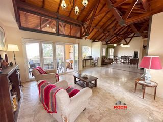 Foto 6 de Casa en venta de 4 dormitorios c/ cochera en Los Perales