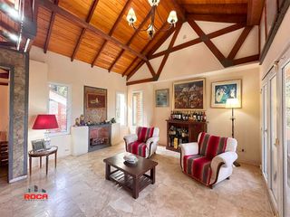 Foto 7 de Casa en venta de 4 dormitorios c/ cochera en Los Perales