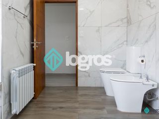 Foto 36 de Casa en venta en Barrio Jockey Club de Salta