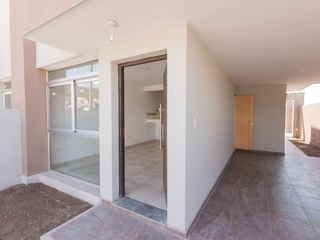 Foto 5 de Dúplex en venta de 2 dormitorios c/ cochera en Los Perales