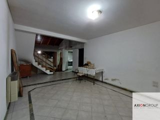 Foto 5 de 73 E/ 121 y 122-Casa en venta a reciclar de 4 dormitorios + depto nuevo