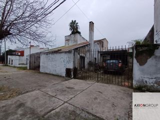 Foto 2 de 73 E/ 121 y 122-Casa en venta a reciclar de 4 dormitorios + depto nuevo