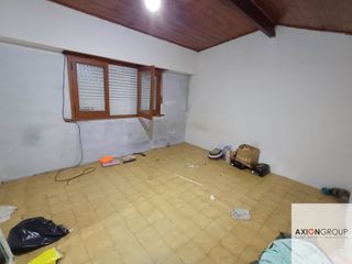 Foto 12 de 73 E/ 121 y 122-Casa en venta a reciclar de 4 dormitorios + depto nuevo