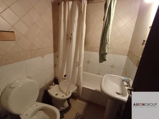 Foto 16 de 73 E/ 121 y 122-Casa en venta a reciclar de 4 dormitorios + depto nuevo