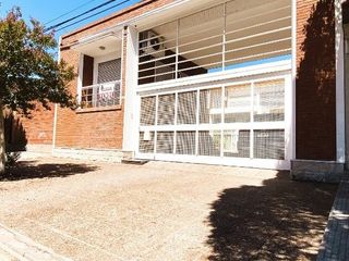 Foto 1 de Tucuman 1670