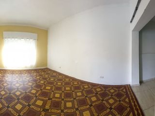 Foto 2 de Casa Remodelada En Venta!!