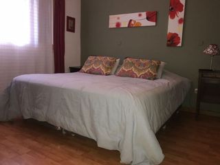 Foto 17 de Casa En Venta En Caisamar 3 Ambientes Con Dependencia, Garaje Doble Y Quincho