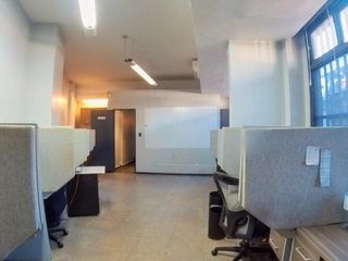 Foto 2 de Excelente Oficina De 260 M2 En 2 Plantas.