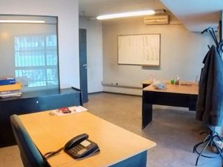 Foto 9 de Excelente Oficina De 260 M2 En 2 Plantas.