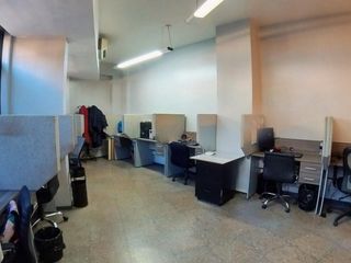 Foto 3 de Excelente Oficina De 260 M2 En 2 Plantas.