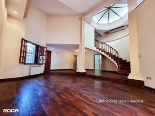 Foto 2 de Casa en venta de 10 ambinetes c/ cochera en Centro de Jujuy