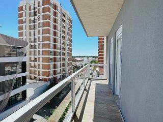 Foto 3 de Departamento en venta de 2 dormitorios c/ cochera en Centro