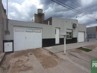 Foto 1 de Casa en venta de 3 dormitorios en 1º de Mayo
