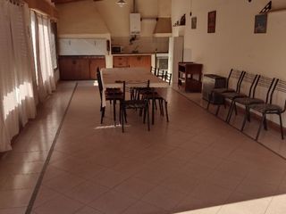 Foto 37 de PH en venta de 7 dormitorios c/ cochera en Cinco Saltos