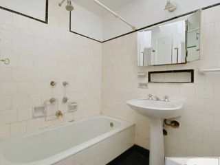 Foto 11 de Casa en venta de 5 dormitorios c/ cochera en Centro