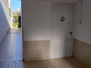 Foto 2 de PH en venta de 4 dormitorios c/ cochera en Cinco Saltos